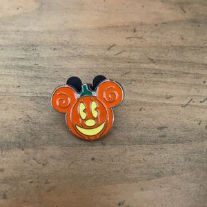 Halloween Pumpkin Mickey Disney Trading Pin